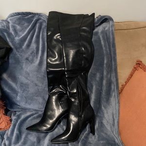 Black faux leather (pleather) over the knee Aldo NWOT women’s size 8 heeled boot